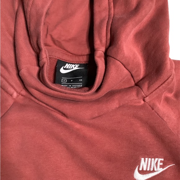 Nike sweatshirt - Picture 2 of 3